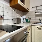 Karlo דירה *